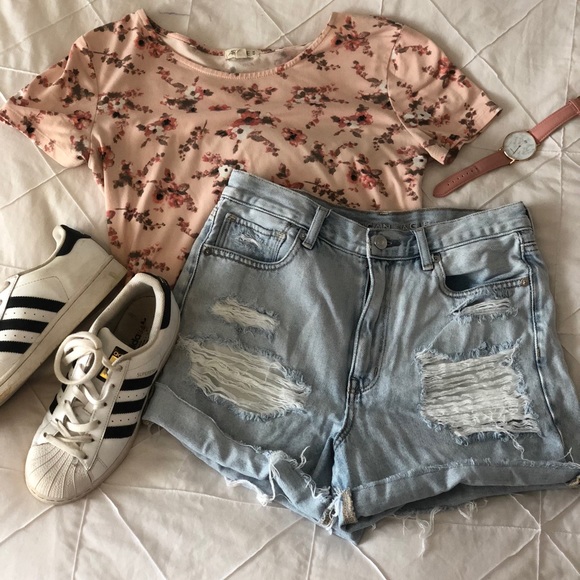 Floral Crop Top - Picture 3 of 6